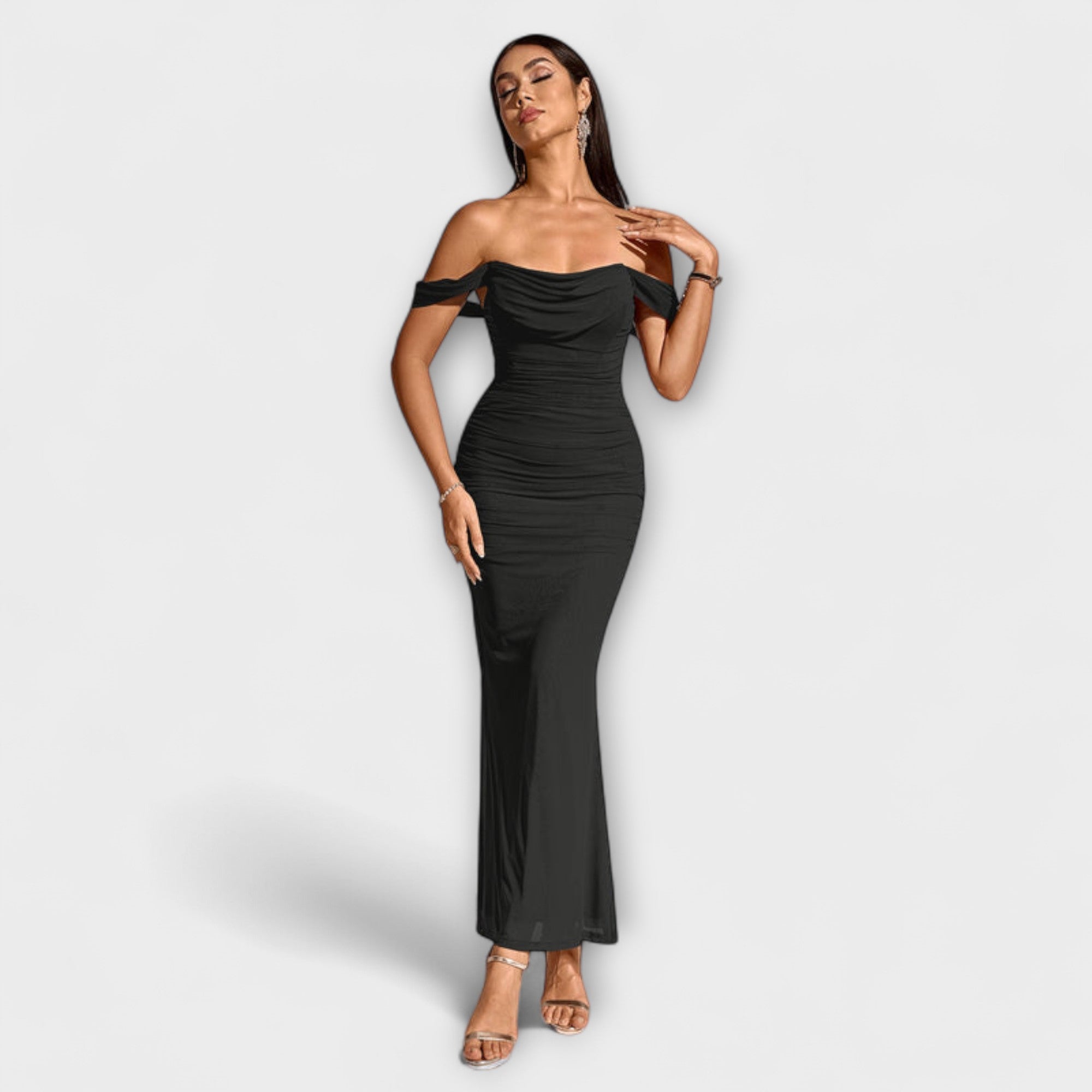 Ione  ™ ｜ Šaty Bodycon s odhalenými ramenami a riasením